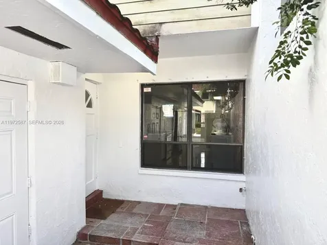 2700 N 34th Avenue Hollywood FL 33021