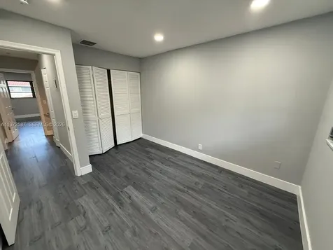 2700 N 34th Avenue Hollywood FL 33021