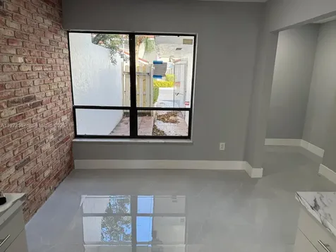 2700 N 34th Avenue Hollywood FL 33021