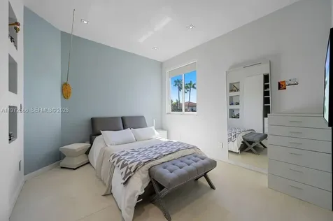 1615 NE 196th Street Miami FL 33179