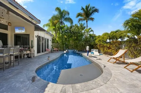 1615 NE 196th Street Miami FL 33179