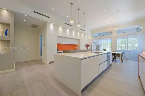 1615 NE 196th Street Miami FL 33179