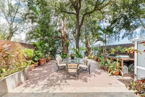 4905 SW 71st Place Miami FL 33155
