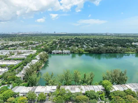 4905 SW 71st Place Miami FL 33155