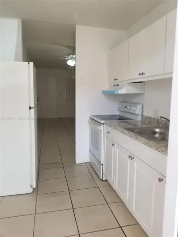 850 E Commercial Boulevard Oakland Park FL 33334
