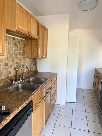2035 NW 46th Avenue Lauderhill FL 33313