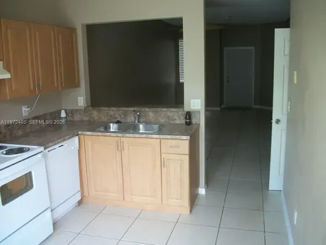 136 SW 15 Te Homestead FL 33030