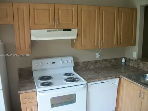 136 SW 15 Te Homestead FL 33030