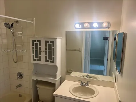 136 SW 15 Te Homestead FL 33030