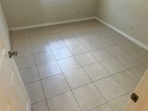 136 SW 15 Te Homestead FL 33030
