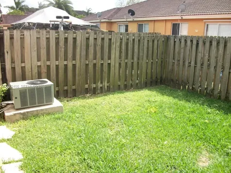 136 SW 15 Te Homestead FL 33030