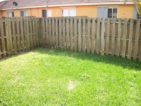 136 SW 15 Te Homestead FL 33030