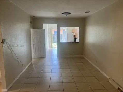 136 SW 15 Te Homestead FL 33030