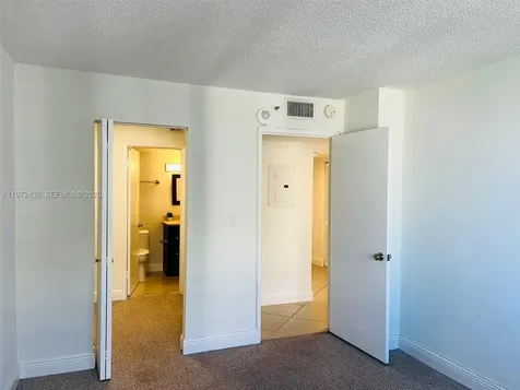 770 Claughton Island Drive Miami FL 33131