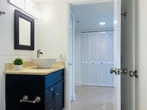 770 Claughton Island Drive Miami FL 33131