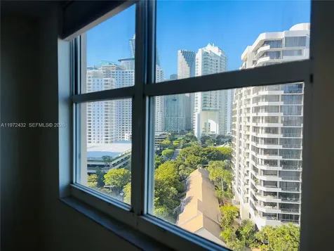 770 Claughton Island Drive Miami FL 33131