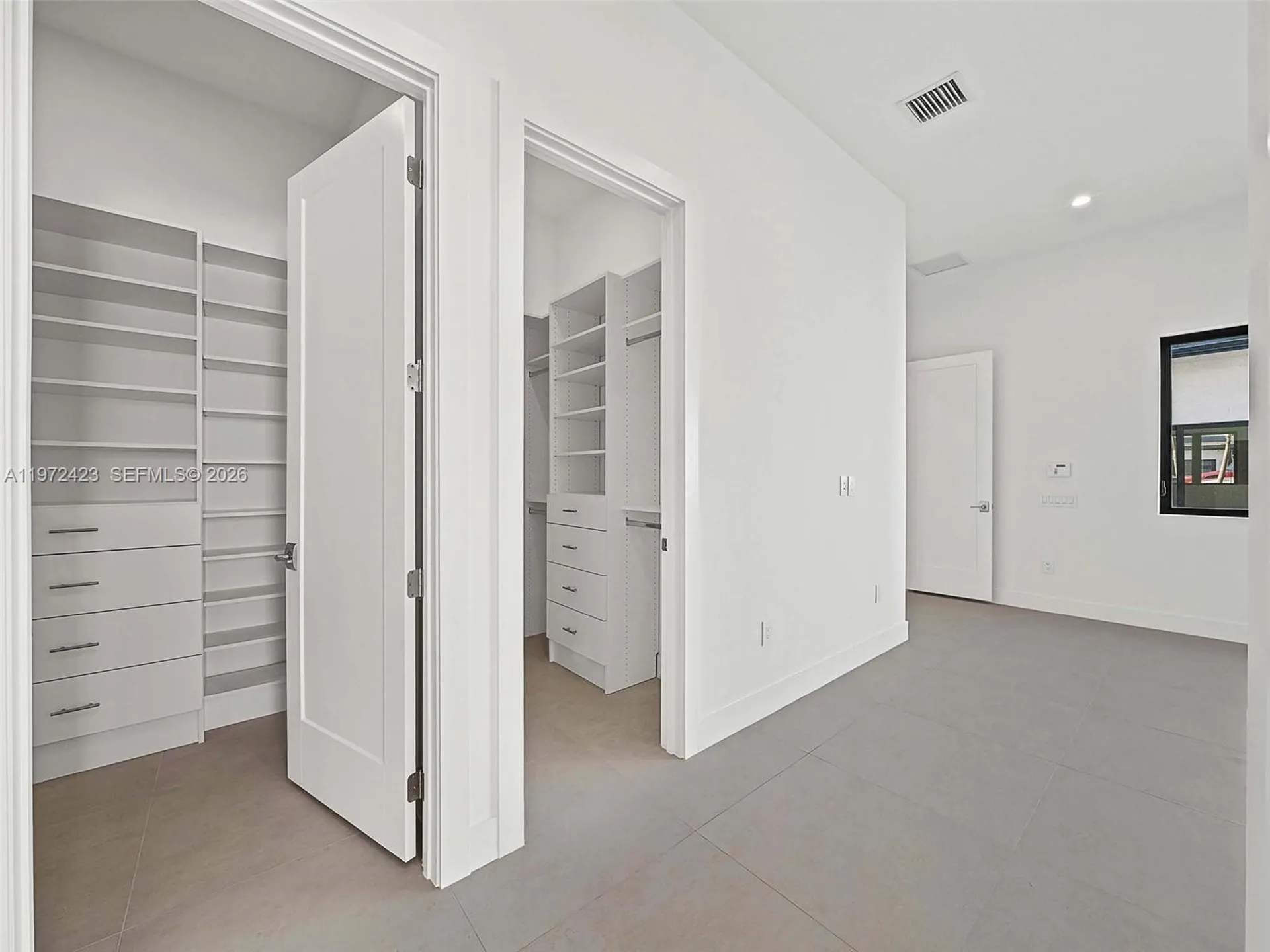 5718 Ashwood Circle W Hollywood FL 33312