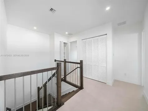 5718 Ashwood Circle W Hollywood FL 33312