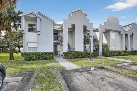 430 SW 113th Way Pembroke Pines FL 33025