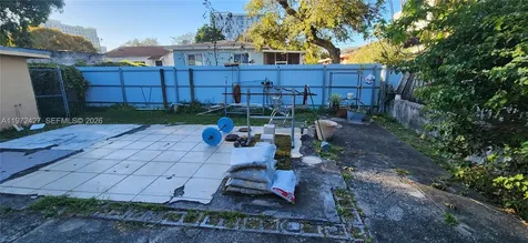 1490/1492 NW 38th Street Miami FL 33142