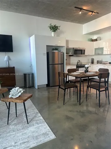 133 NE 2nd Avenue Miami FL 33132