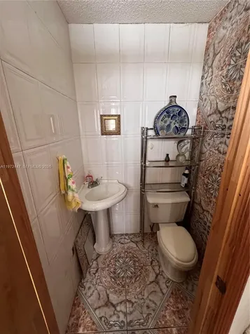 2278 SW 16th Avenue Miami FL 33145