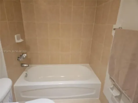 4550 NW 9th Street Miami FL 33126