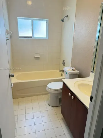 718 SE 12th Terrace Homestead FL 33033