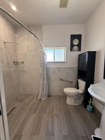718 SE 12th Terrace Homestead FL 33033