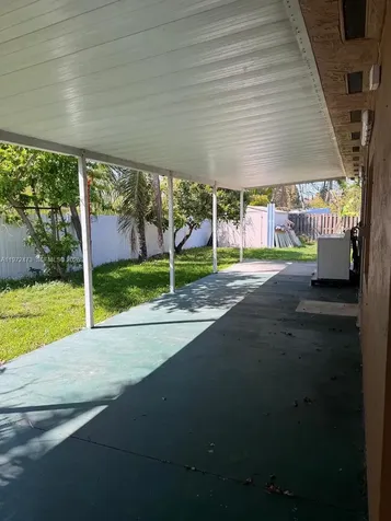 718 SE 12th Terrace Homestead FL 33033
