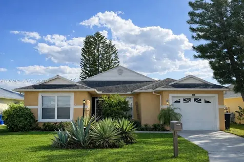 6724 Gaviota Fort Pierce FL 34951