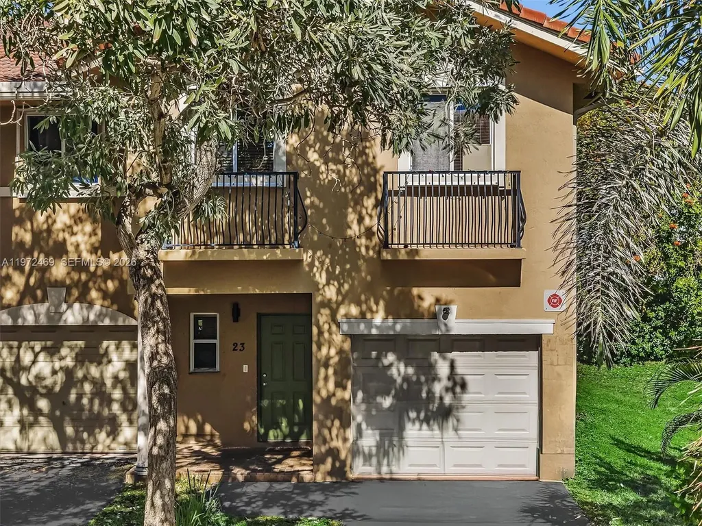 23 SE 3rd Avenue Hallandale Beach FL 33009