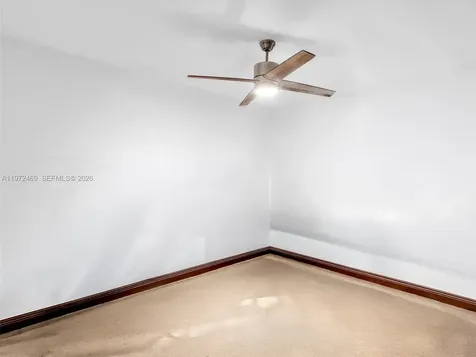 23 SE 3rd Avenue Hallandale Beach FL 33009
