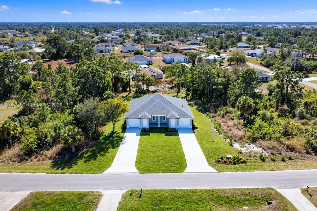 2423 Milton Avenue Lehigh Acres FL 33973