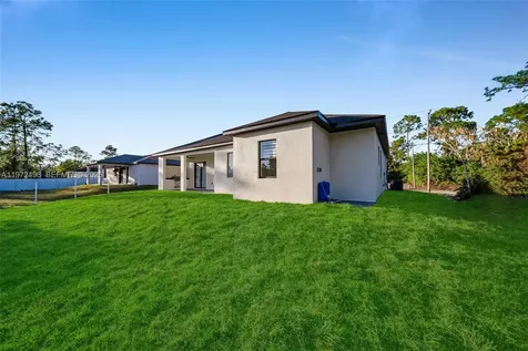 1238 E Celtic Street Lehigh Acres FL 33974