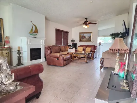 2623 Harding Street Hollywood FL 33020