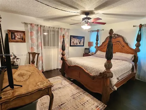 2623 Harding Street Hollywood FL 33020