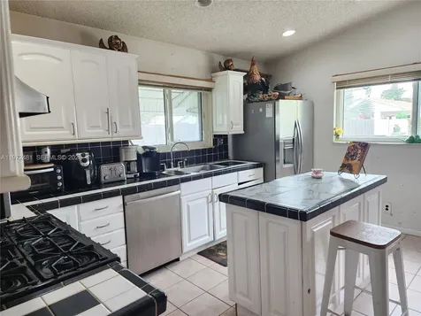 2623 Harding Street Hollywood FL 33020