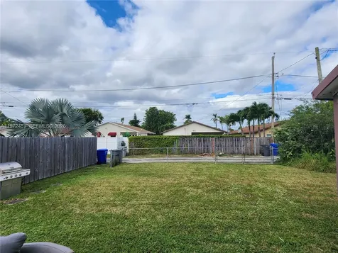 2623 Harding Street Hollywood FL 33020