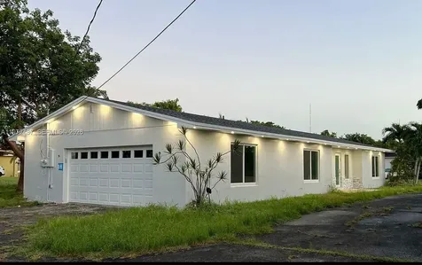27501 SW 162nd Court Homestead FL 33031