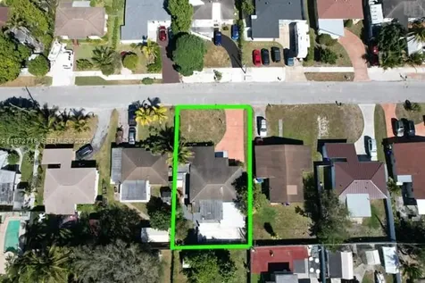 6532 Mayo Street Hollywood FL 33023