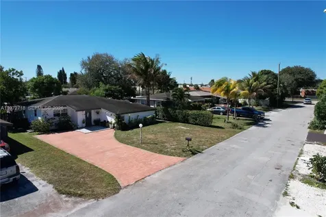 6532 Mayo Street Hollywood FL 33023