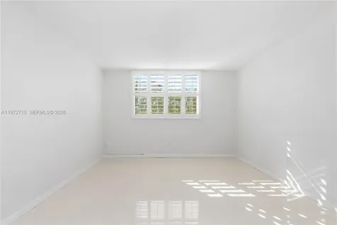 210 Sea View Drive Key Biscayne FL 33149