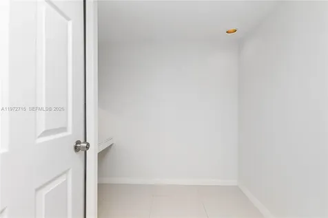 210 Sea View Drive Key Biscayne FL 33149