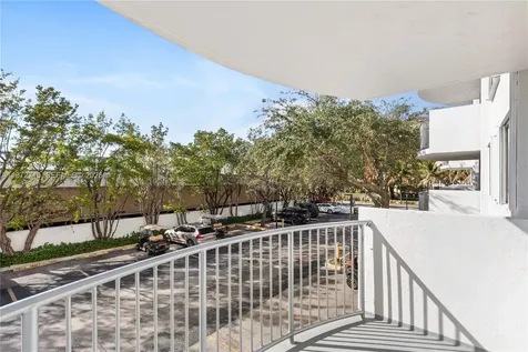 210 Sea View Drive Key Biscayne FL 33149