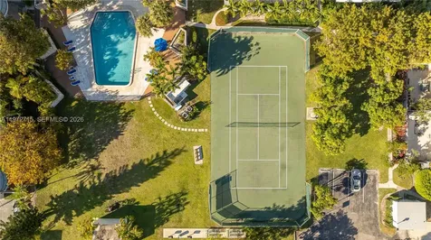210 Sea View Drive Key Biscayne FL 33149