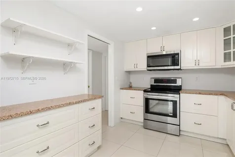 210 Sea View Drive Key Biscayne FL 33149