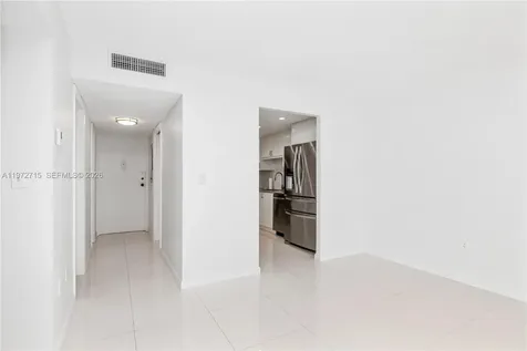 210 Sea View Drive Key Biscayne FL 33149
