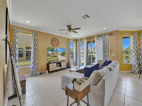 4612 SW 131st Terrace Miramar FL 33027