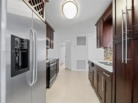 7504 NW 70th Avenue Tamarac FL 33321